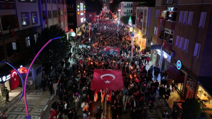 BARTIN'DA CUMHURİYET BAYRAMI COŞKUSU, SOKAKLARA TAŞINDI