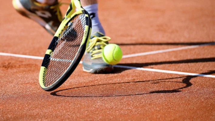 Bartın'da ilkokul ve ortaokullarda tenis öğretilecek