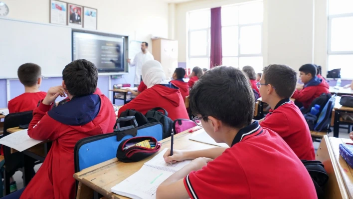 Bartın'daki ortaokulların tüm kademelerine rehberlik dersi geliyor