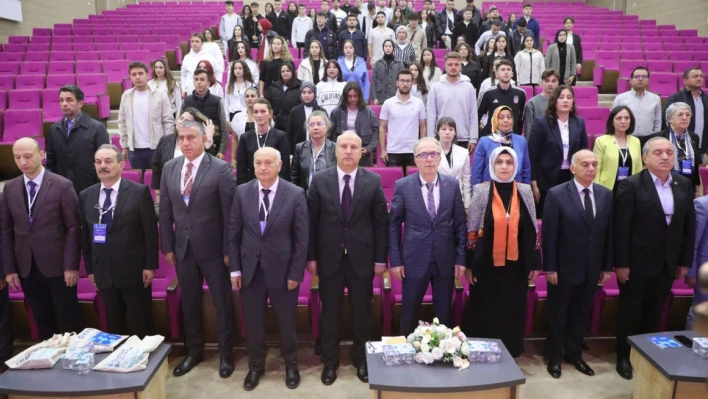 BARÜ'de düzenlenen kongrede büro yönetiminde güncel yaklaşımlar ele alındı