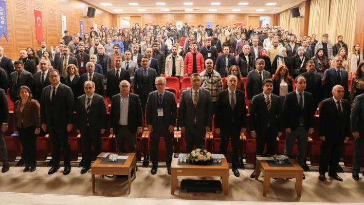 BARÜ'nün iklim değişikliği sempozyumu büyük ilgi gördü