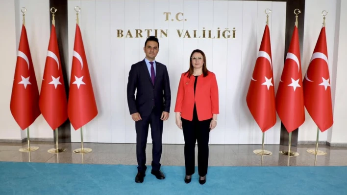 Başkan Ceyhan'dan Vali Arslan'a veda
