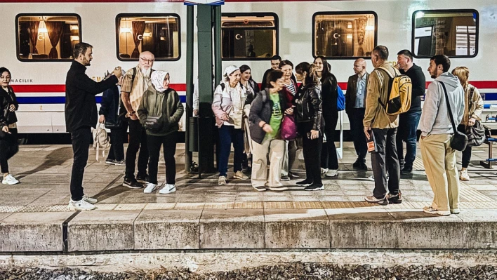 Batı Karadeniz'in Turistik Treni Seferde