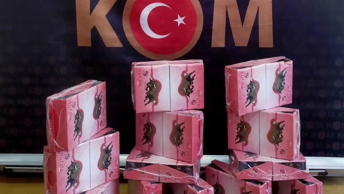 Çok sayıda kaçak cinsel içerikli ürün ele geçirildi