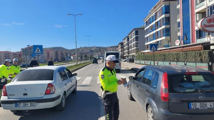 Ehliyetsiz araç kullanmaktan ceza yediler