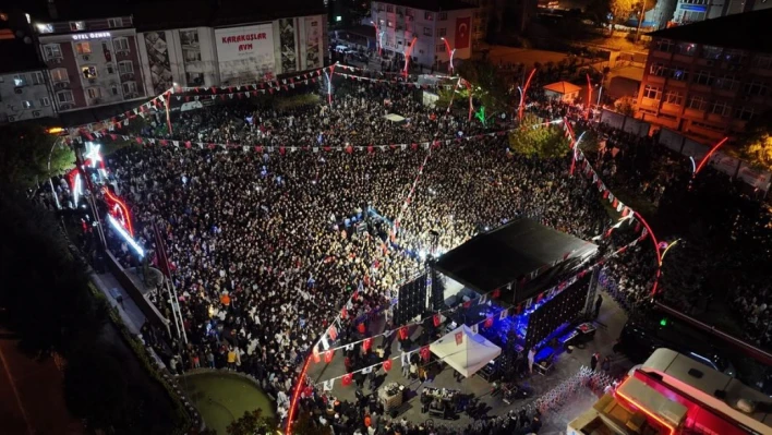 Emre Fel Konseriyle Cumhuriyet Coşkusu Zirveye Çıkacak