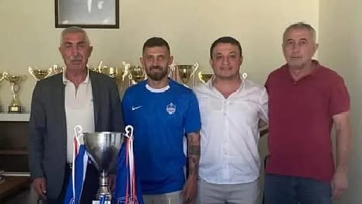 Eski Sağ Bek Gökhan Öz, Kahramankazan Belediyespor'da