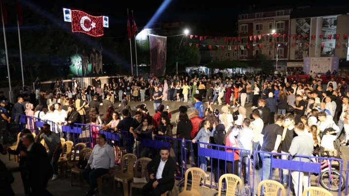 Festival coşkusu hız kesmedi