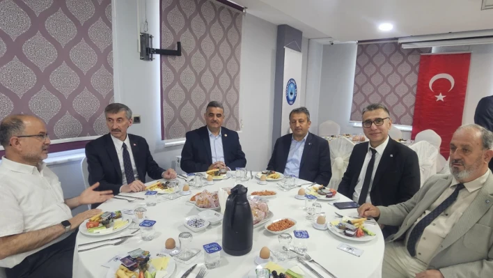 Genel Başkan Nuri Ünal Bartın'da üyelerle buluştu