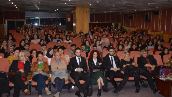 Çocuklarda Mahremiyet Bilincini Geliştirme Yolları Konferansı