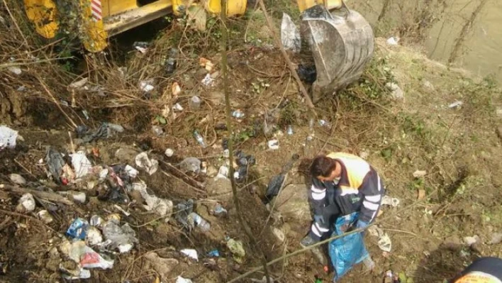 Temizilik işlerinden hummalı çalışma