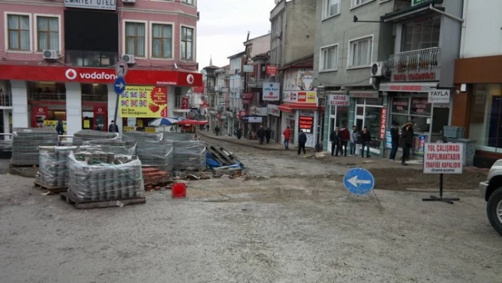 DÖRT FARKLI NOKTADA PARKE ÇALIŞMASI