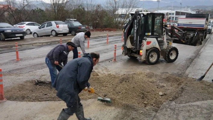 Hastane yolu onarıldı