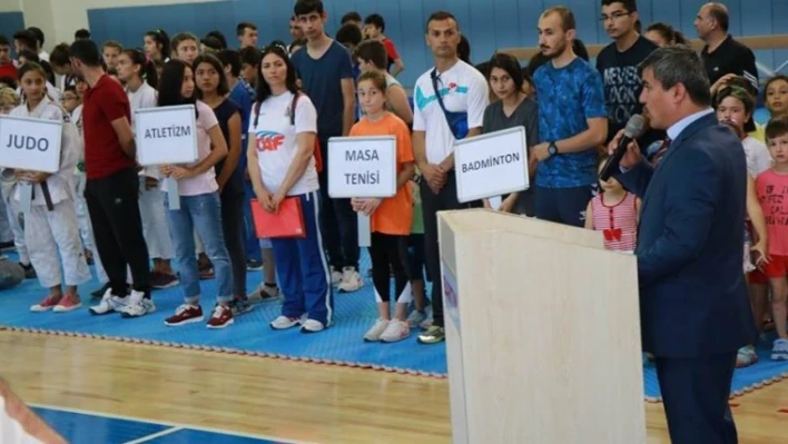 İL SPOR MERKEZLERİ YAZ OKULLARI BAŞLADI