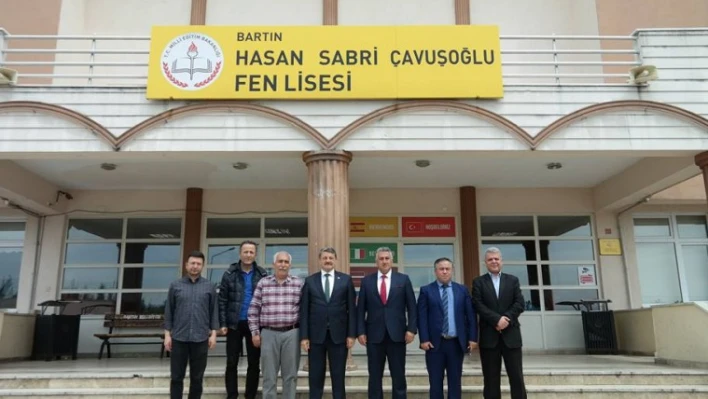 Misafirperverliklerinden dolayı da ayrıca teşekkür ediyorum