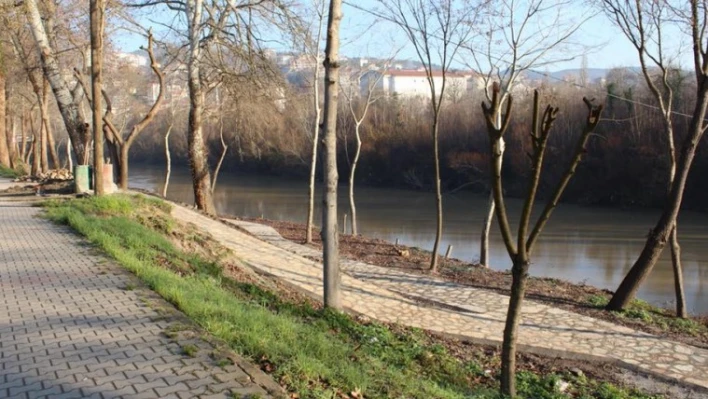 AKIN, KANLIIRMAK CADDESİ'NDEKİ ÇALIŞMALARI İNCELEDİ