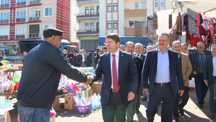 Tunç, Abdipaşa'da referandum ziyaretlerinde