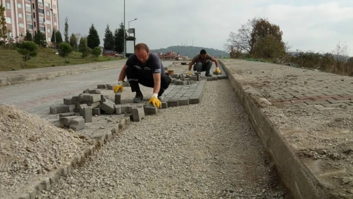 HÜRRİYET MAHALLESİ'NDE YOL ONARIM ÇALIŞMASI YAPILIYOR