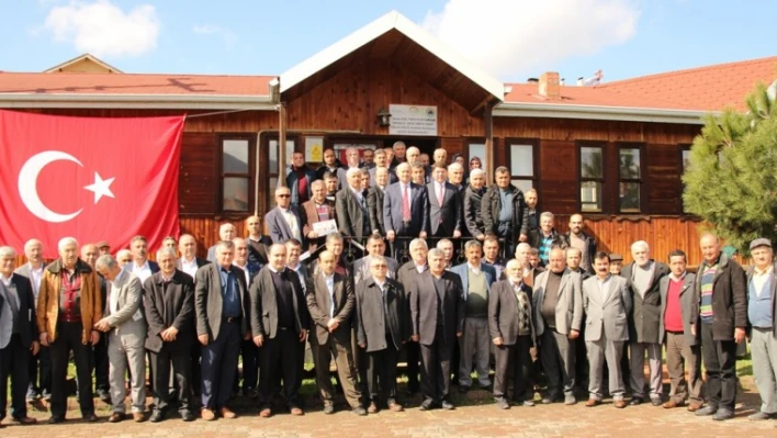 Tunç, Kozcağız'da muhtarlara konuştu