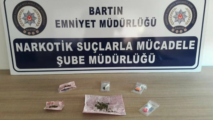 Bartın'da 3 uyuşturucu operasyonu birden