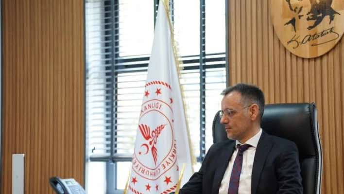 İl Sağlık Müdürü Pulat'tan Uyarı:   '10.00-16.00 Saatleri Arasında Dışarı Çıkmayın'