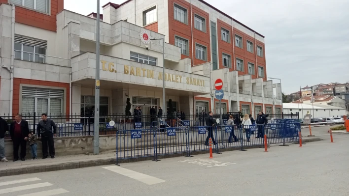 Kamu Görevlilerinin Yargılanacağı Duruşma 3 Ekim'de