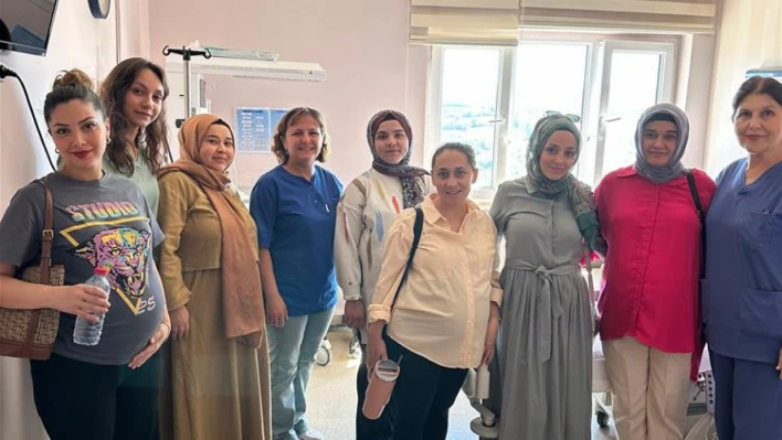 Karaköy Gebe Okulu'nda Mezuniyet Sevinci
