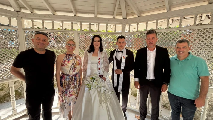 Kübra ve Ramazan Çifti Dünya Evine Girdi