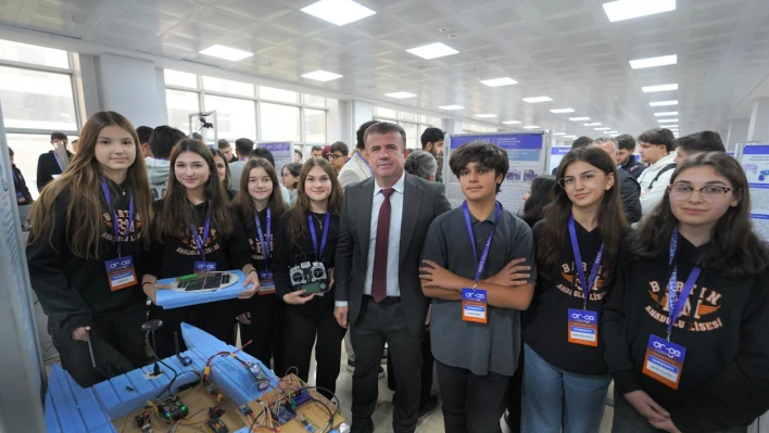 MEB, 150 Öğrenci ile AR-GE Proje Pazarı'nda Yer Aldı