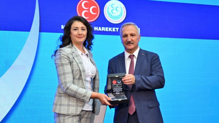MHP'den 'Aile Kurumu Çalıştayı'