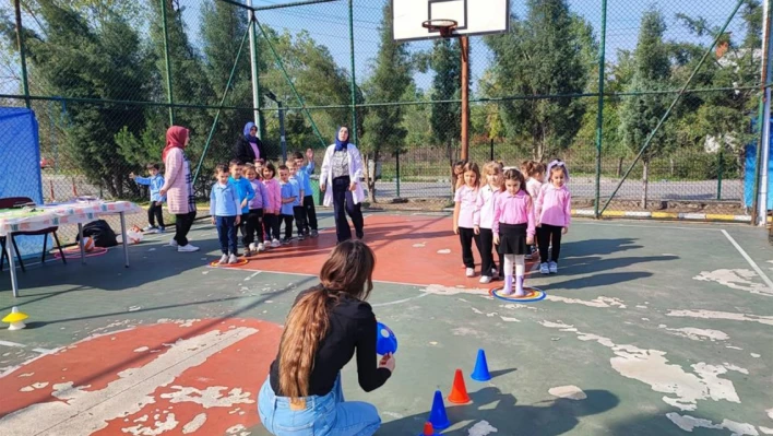 Minikler Sağlıklı Gelecek İçin Eğitiliyor