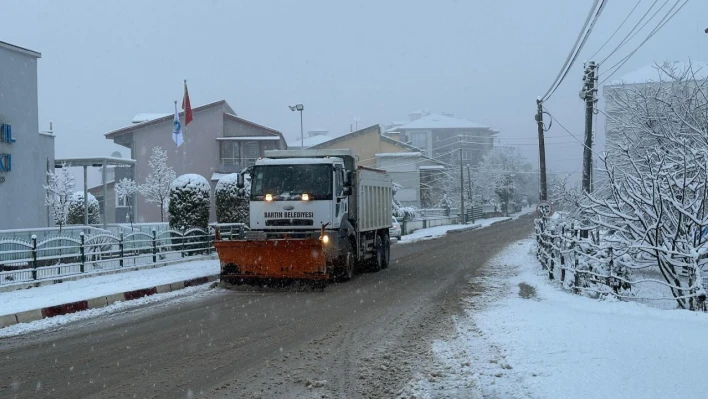 Okullar tatil edildi, motosiklet ve kuryeler yasaklandı