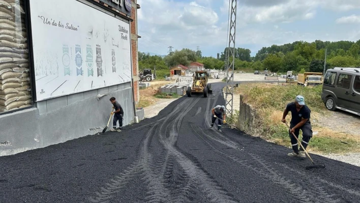 Orduyeri Mahallesi'nde asfalt çalışması