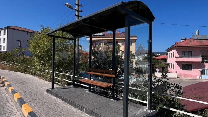 Otobüs Durakları Yenileniyor