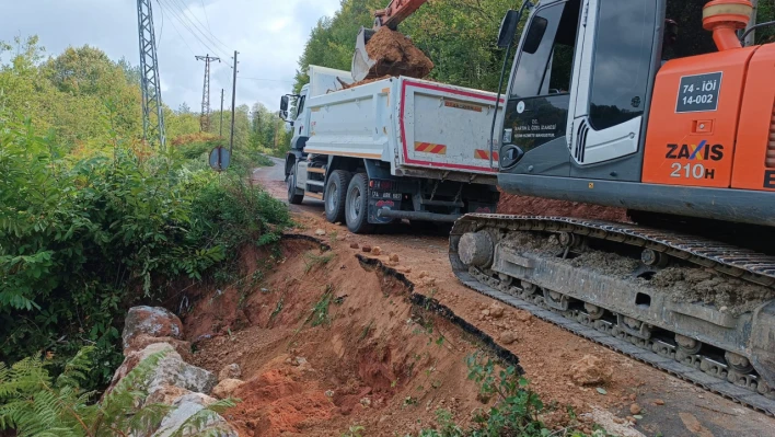 Özel İdare'den Hem Temizlik Hem Altyapı Hizmeti