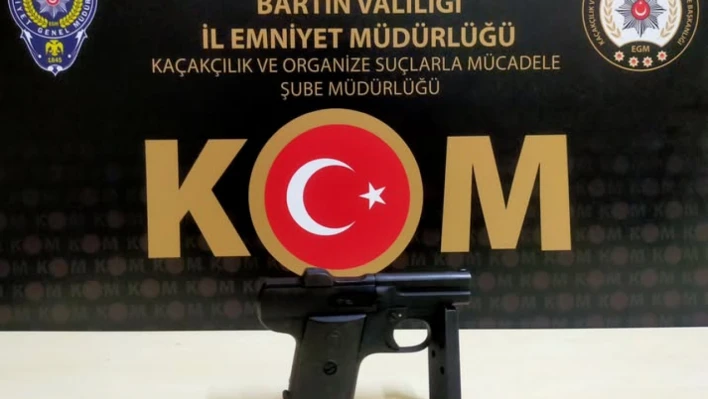 Ruhsatsız silah ele geçirildi