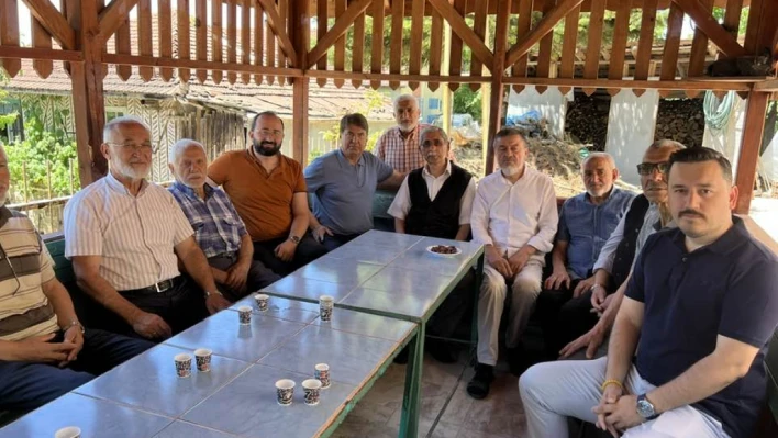 Sabri Avcı Hacıların bayram coşkusunu paylaştı