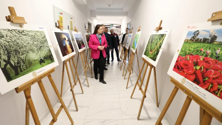 'Tarım, Orman ve İnsan' konulu fotoğraf sergisi beğeniye sunuldu