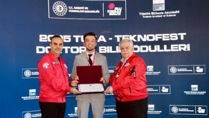 TÜBA-TEKNOFEST Doktora Bilim Ödüllerinde BARÜ Rüzgârı