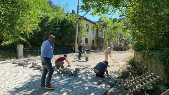Ulus Belediyesi'nden Kaldırım Mahallesi'ne altyapı desteği