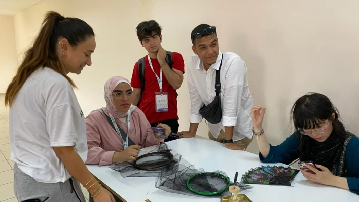Uluslararası öğrenciler Bartın'da Tel Kırma sanatıyla tanıştı