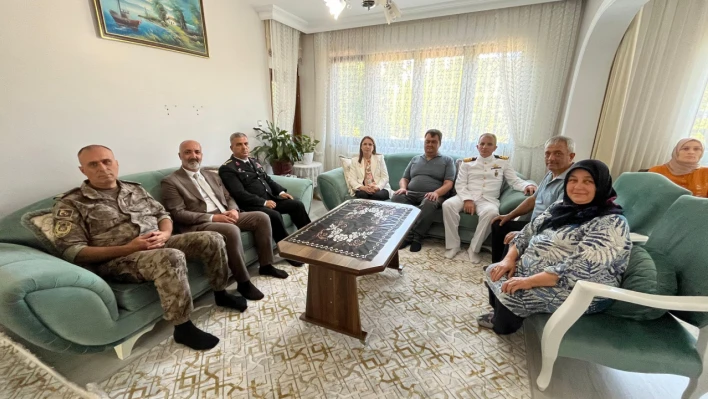 Vali Arslan'dan 15 Temmuz Gazisi Altıntaş'a ziyaret