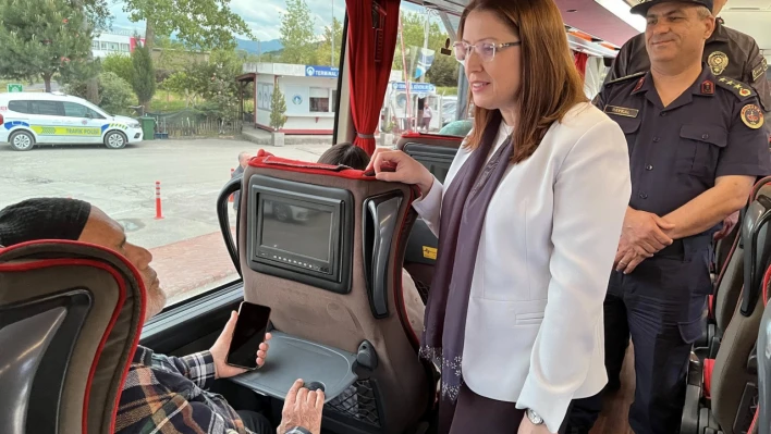 Vali Arslan'dan otobüs terminalinde kemer denetimi
