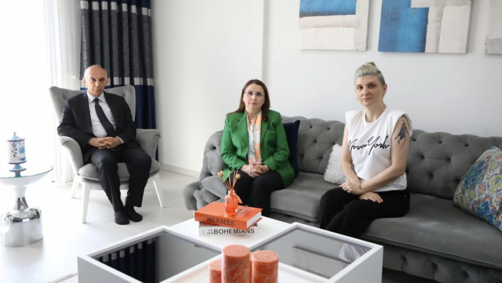 Vali Arslan taziyede bulundu