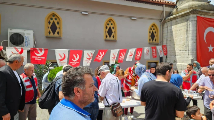 Yeniden Refah Partisi'nden Aşure İkramı