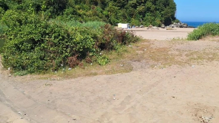 Mugada sahilinde temizlik yapıldı