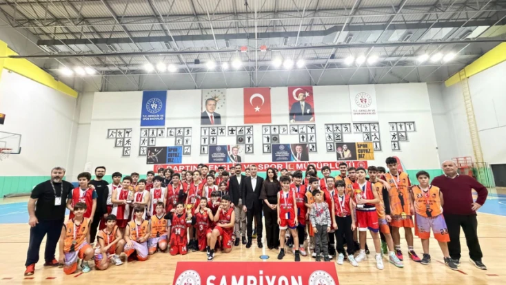 U14 Basketbolda Şampiyon Ata Spor Kulübü