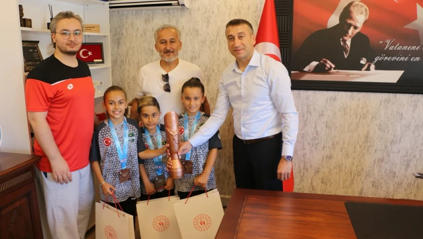 Akkaş, şampiyon sporcuları ağırladı