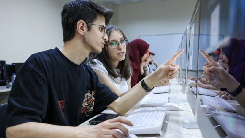 BARÜ'den 7 yılda 4 bin 590 basamak yükseliş