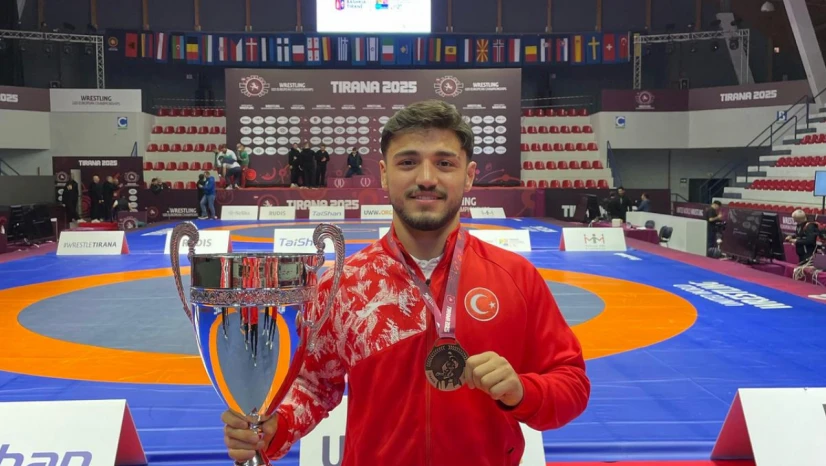 BARÜ'lü güreşçiden Avrupa üçüncülüğü